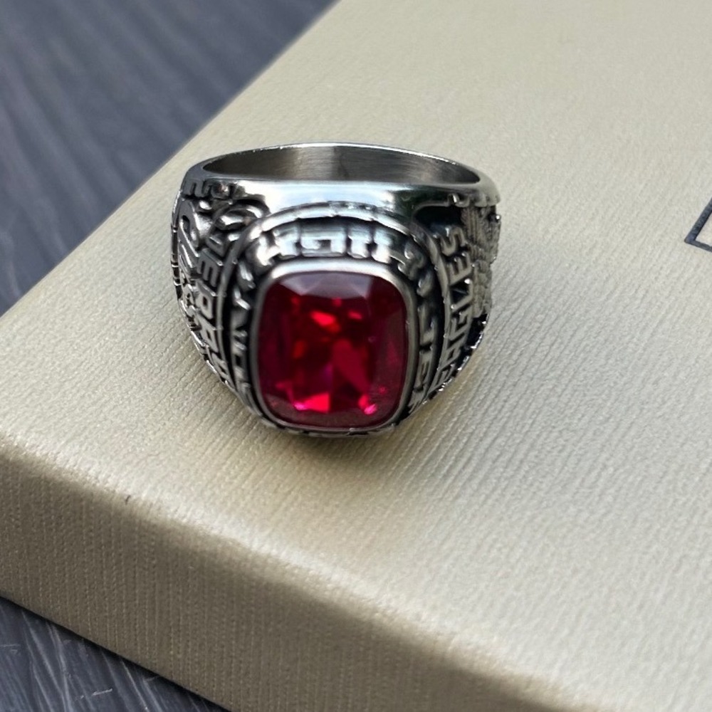 Vintage Eagles Jefferson High School Class Ring Red Stone Silver Tone Size 10